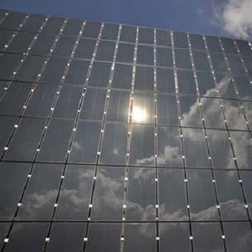 neste uttak for grønn teknologi? fotovoltaisk glass hjelper byens forandring