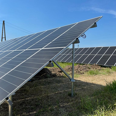 10,5 millioner dollar! Den europeiske investeringsbanken gir lån til et solcelleprosjekt i Benin

