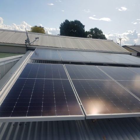 Bluesun 5kw off grid solsystem i New Zealand
